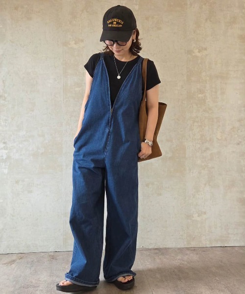 AMELY（エミリー）の「フロントジップサロペット（サロペット/オーバーオール・レディース・ライトブルー/オリーブ/ブルー/ベージュ/スミクロ・フリー）」の7枚目の写真