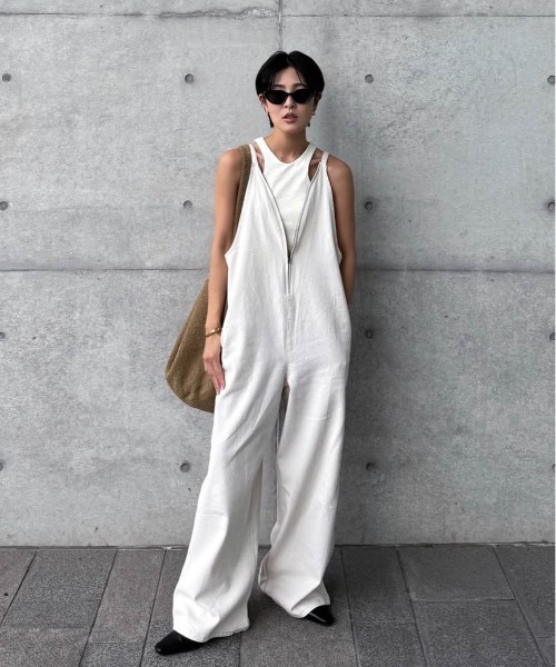 AMELY（エミリー）の「フロントジップサロペット（サロペット/オーバーオール・レディース・ライトブルー/オリーブ/ブルー/ベージュ/スミクロ・フリー）」の13枚目の写真