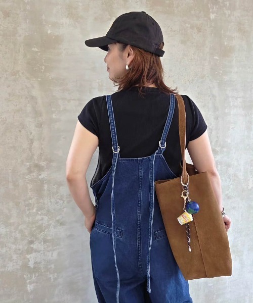 AMELY（エミリー）の「フロントジップサロペット（サロペット/オーバーオール・レディース・ライトブルー/オリーブ/ブルー/ベージュ/スミクロ・フリー）」の8枚目の写真