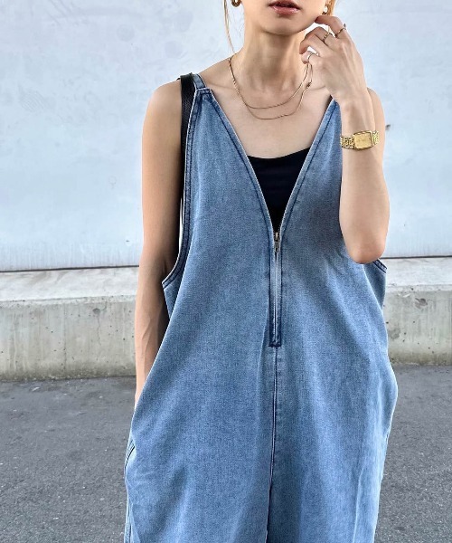 AMELY（エミリー）の「フロントジップサロペット（サロペット/オーバーオール・レディース・ライトブルー/オリーブ/ブルー/ベージュ/スミクロ・フリー）」の6枚目の写真