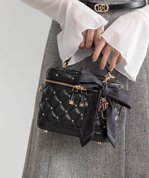 RANDA（ランダ）の「2WAY リボンチャームキルティングバニティバッグ（ショルダーバッグ・レディース・ピンク/ブラック/クリーム・FREE）」の2枚目の写真