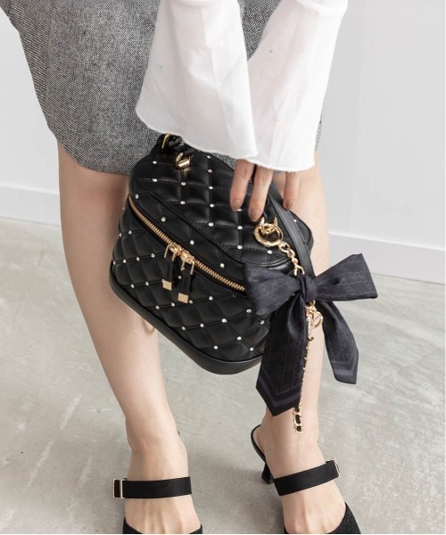 randa 2WAY リボンチャームキルティングバニティバッグ ブラック 2WAY リボンチャームキルティングバニティバッグ（ショルダーバッグ