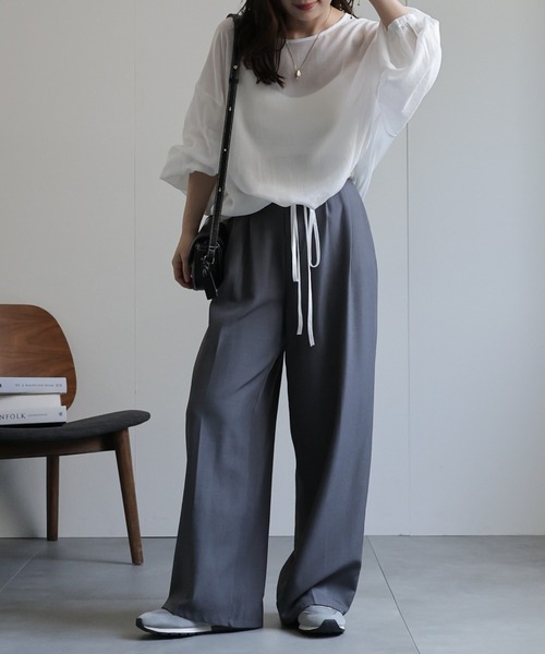 ap retro(アプレトロ)の「【選べるカラー】裾ドロストバルーンブラウス(シャツ/ブラウス・レディース・キャメル/ホワイト/ブルー/グリーン/ブラック/レッド/ブラウン・FREE)」の19枚目の写真