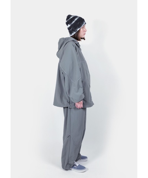 APPLEBUM(アップルバム)の「Nylon Track Pants(その他パンツ・メンズ・グレー/ネイビー・MEDIUM/LARGE/X-LARGE)」の5枚目の写真