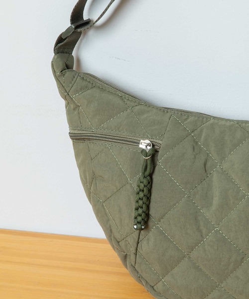 Munich(ミューニック)の「キルティングショルダーバッグ(ショルダーバッグ・レディース・カーキ/ベージュ/ブラック・FREE)」の10枚目の写真