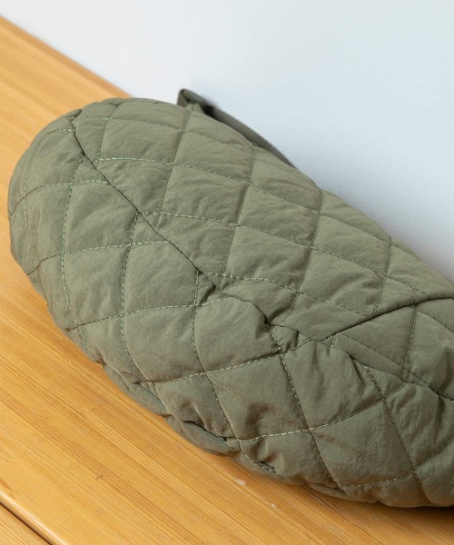 Munich(ミューニック)の「キルティングショルダーバッグ(ショルダーバッグ・レディース・カーキ/ベージュ/ブラック・FREE)」の12枚目の写真