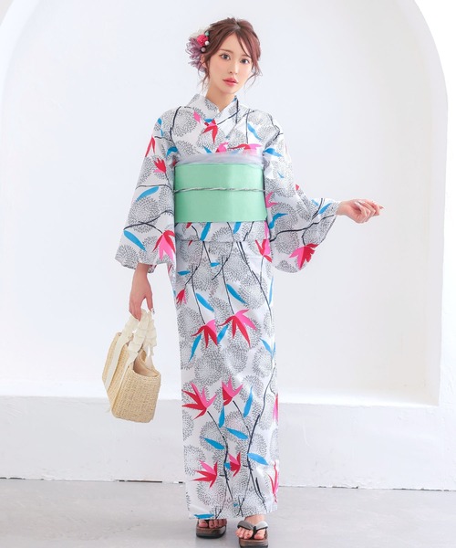 専用です　白地に可愛らしい花模様の着物に作り帯☆七五三フルセット SOUBIEN 七五三 着物 7歳 販売 七歳 着物セット 女の子 作り帯