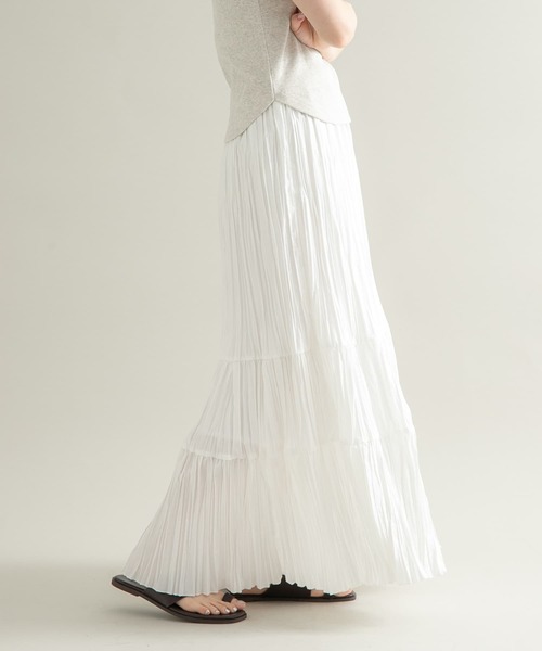KBF（ケイビーエフ）の「ランダムプリーツスカート（スカート・レディース・オフホワイト/ブルー/ブラック・ONE）」の18枚目の写真