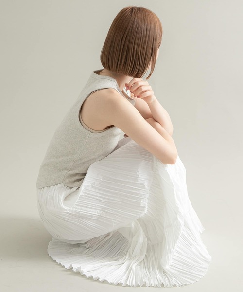 KBF（ケイビーエフ）の「ランダムプリーツスカート（スカート・レディース・オフホワイト/ブルー/ブラック・ONE）」の20枚目の写真