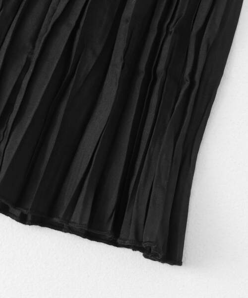 KBF（ケイビーエフ）の「ランダムプリーツスカート（スカート・レディース・オフホワイト/ブルー/ブラック・ONE）」の14枚目の写真