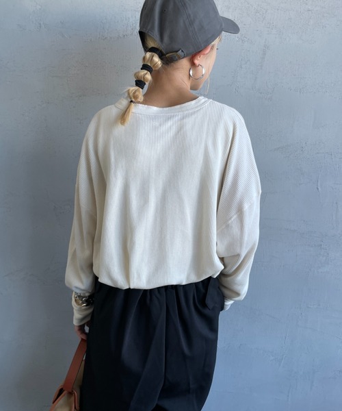 HANES（ヘインズ）の「[HANES/ヘインズ] ヘンリーネック サーマルカットソー（Tシャツ/カットソー・レディース・オフホワイト/ヘザーグレー/パープル/ダークネイビー・F）」の16枚目の写真