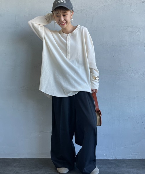 HANES（ヘインズ）の「[HANES/ヘインズ] ヘンリーネック サーマルカットソー（Tシャツ/カットソー・レディース・オフホワイト/ヘザーグレー/パープル/ダークネイビー・F）」の22枚目の写真