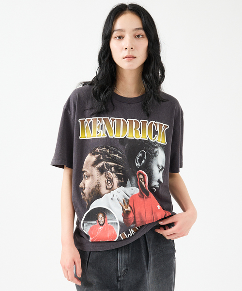 THRIFTY LOOK(スリフティールック)の「【THRIFTY LOOK/スリフィーティールック】Tシャツ/ユーズド加工/プリント(Tシャツ/カットソー・メンズ・ブラック系その他/ブラック系その他3/ブラック系その他2/ブラック・XL/L)」の2枚目の写真