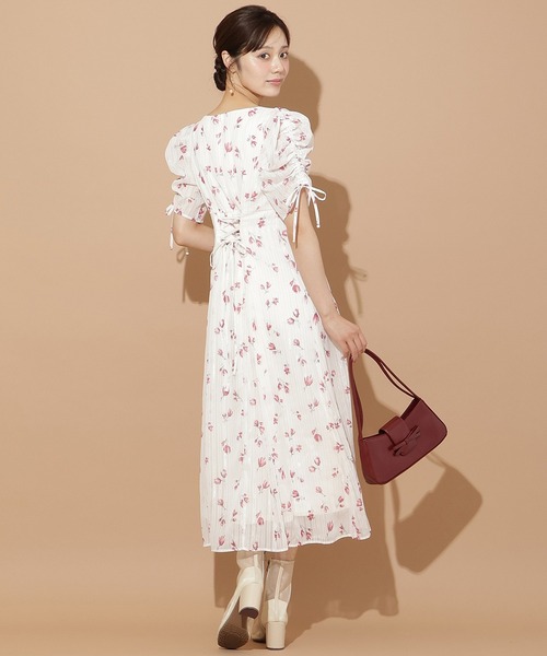 WILLSELECTION（ウィルセレクション）の「フルールプリントギャザースリーブワンピース（ワンピース・レディース・レッド系その他/ブルー系その他・FREE）」の3枚目の写真