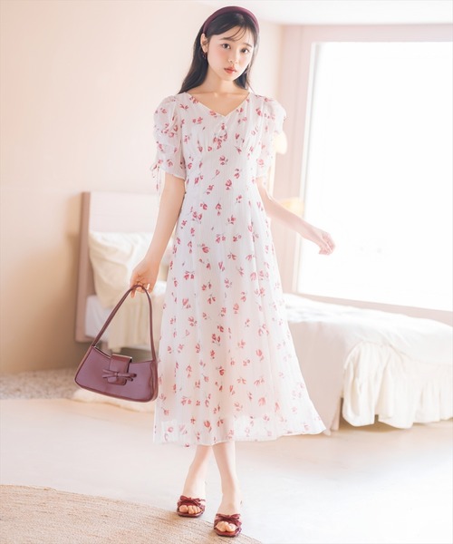 WILLSELECTION（ウィルセレクション）の「フルールプリントギャザースリーブワンピース（ワンピース・レディース・レッド系その他/ブルー系その他・FREE）」の16枚目の写真