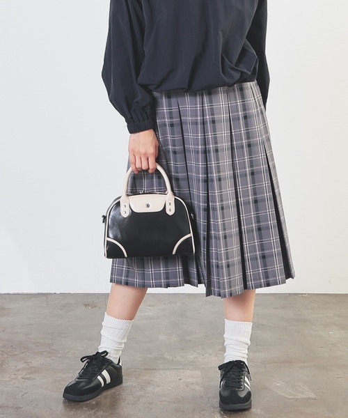 Honeys(ハニーズ)の「ミディ丈プリーツスカート(スカート・レディース・レッド系その他/グレー系その他/イエロー系その他/ネイビー系・S/M/LL/L)」の1枚目の写真