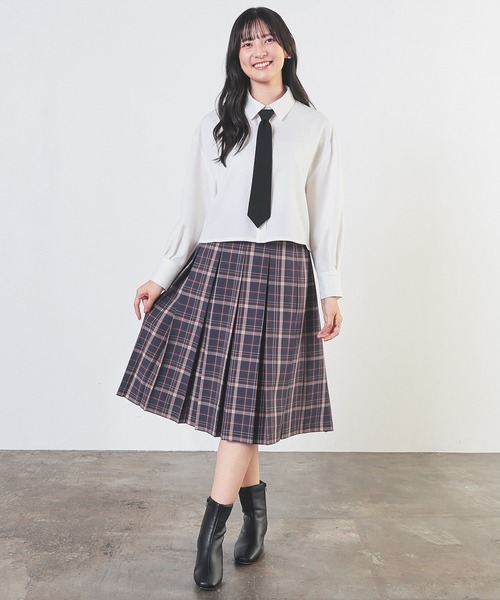 Honeys(ハニーズ)の「ミディ丈プリーツスカート(スカート・レディース・レッド系その他/グレー系その他/イエロー系その他/ネイビー系・S/M/LL/L)」の5枚目の写真