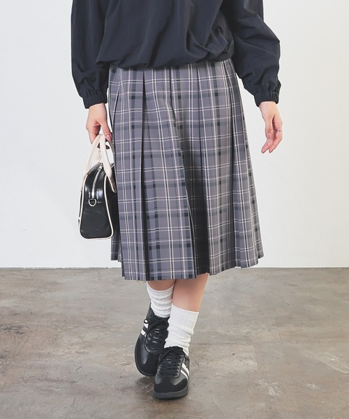 Honeys(ハニーズ)の「ミディ丈プリーツスカート(スカート・レディース・レッド系その他/グレー系その他/イエロー系その他/ネイビー系・S/M/LL/L)」の9枚目の写真