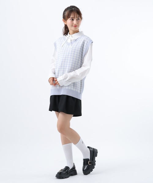 GLOBAL WORK(グローバルワーク)の「ガーリーシャツベストSET/AND YUA ANY/581247(ベスト・キッズ・ホワイト系8/ライトブルー・SMALL/MEDIUM)」の11枚目の写真