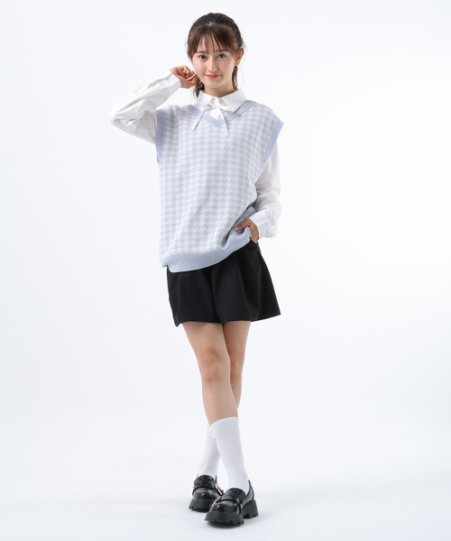 GLOBAL WORK(グローバルワーク)の「ガーリーシャツベストSET/AND YUA ANY/581247(ベスト・キッズ・ホワイト系8/ライトブルー・SMALL/MEDIUM)」の12枚目の写真