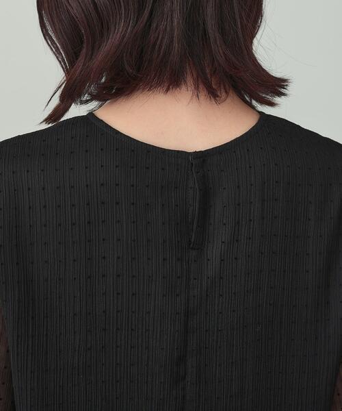 INDIVI(インディヴィ)の「フロッキードットブラウス(シャツ/ブラウス・レディース・ホワイト系1/ブラック系・05/38/34/19/15 /13)」の15枚目の写真
