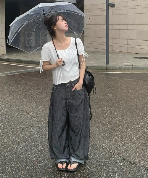 anyonemore(エニワンモア)の「バルーンとろみ生デニムワイドロングパンツ(デニムパンツ・レディース・ブラック/ダークブルー・SMALL/MEDIUM/LARGE)」の10枚目の写真