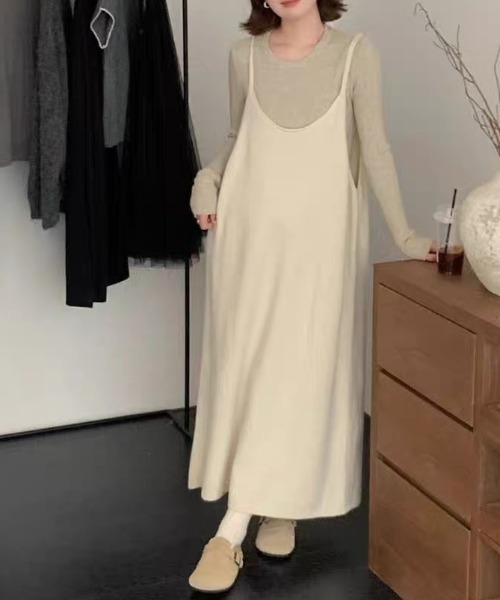 gossip！ロサンゼルス（ゴシップロサンゼルス）の「ゆったり シンプルカジュアルレイヤードニットキャミロングワンピース（ワンピース・レディース・ブラック/グレー/オフホワイト・FREE）」の13枚目の写真
