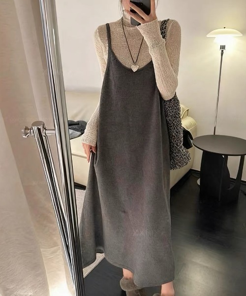 gossip！ロサンゼルス（ゴシップロサンゼルス）の「ゆったり シンプルカジュアルレイヤードニットキャミロングワンピース（ワンピース・レディース・ブラック/グレー/オフホワイト・FREE）」の17枚目の写真