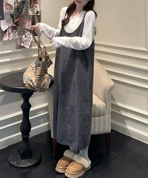 gossip！ロサンゼルス（ゴシップロサンゼルス）の「ゆったり シンプルカジュアルレイヤードニットキャミロングワンピース（ワンピース・レディース・ブラック/グレー/オフホワイト・FREE）」の5枚目の写真