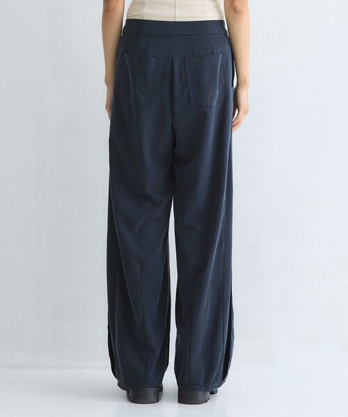 UNITED TOKYO(ユナイテッドトウキョウ)の「【残りわずか!】レーヨンフィブリルワイドパンツ|ウォッシャブル/ストレッチ/細見え/冬服(カーゴパンツ・レディース・グレー/ブラック・1/2)」の9枚目の写真