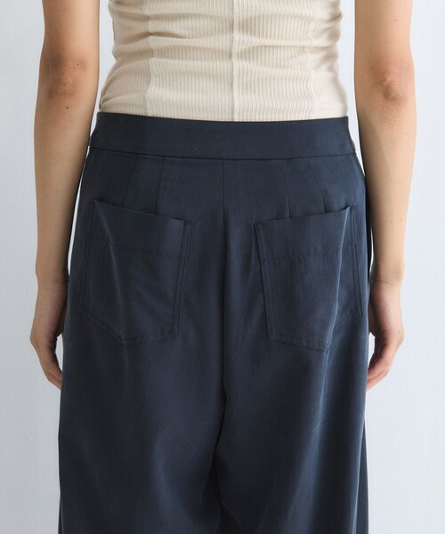 UNITED TOKYO(ユナイテッドトウキョウ)の「【残りわずか!】レーヨンフィブリルワイドパンツ|ウォッシャブル/ストレッチ/細見え/冬服(カーゴパンツ・レディース・グレー/ブラック・1/2)」の12枚目の写真