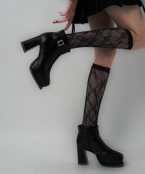 HARE（ハレ）の「カラーシャークソールチャンキーブーツ(HARE)（ブーツ・レディース・ブラック・MEDIUM/LARGE）」の4枚目の写真