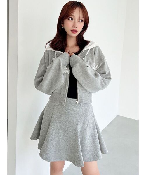 RESEXXY（リゼクシー）の「ポイントレースフーディスウェット（スウェット・レディース・グレー/ブラック/ホワイト・FREE）」の7枚目の写真