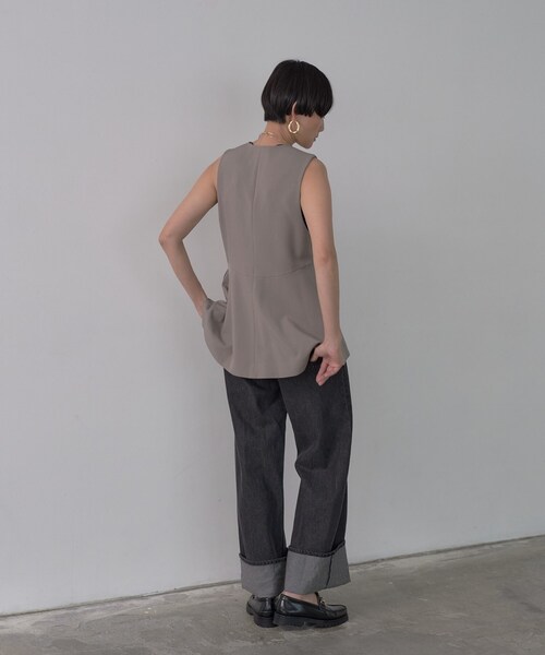 GALLEST（ギャレスト）の「Comfy SET UP｜ペプラムイージージレ【セットアップ対応】（ベスト・レディース・ブラウン系その他/ブラック/ベージュ・36/38/40）」の20枚目の写真