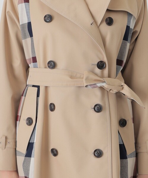 BLUE LABEL CRESTBRIDGE(ブルーレーベルクレストブリッジ)の「【10th ANNIVERSARY】ライトギャバジンパーシャルチェックトレンチコート(トレンチコート・レディース・ベージュ/ベージュ系その他・36/38)」の16枚目の写真