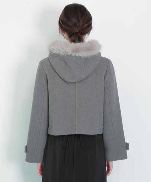 JILL by JILL STUART（ジルバイジルスチュアート）の「◇フェイクファー付ショートダッフルコート（ダッフルコート・レディース・ピンク/グレー/ホワイト・MEDIUM/SMALL）」の20枚目の写真