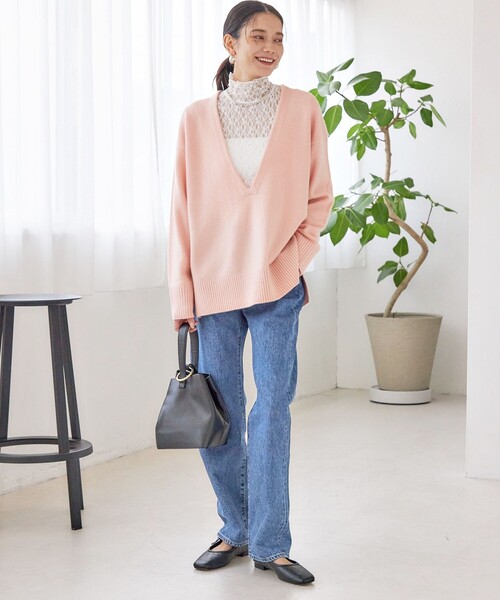 SHIPS(シップス)の「〈手洗い可能〉ウール カシミヤ Vネック プルオーバー(ニット/セーター・レディース・ネイビー/ピンク/レッド/オフホワイト・ONE SIZE)」の18枚目の写真