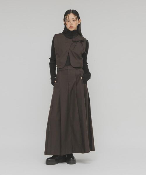 KBF(ケイビーエフ)の「2WAYベストセパレートワンピース(ワンピース・レディース・チャコールグレー/ブラック/ブラウン・38/36)」の6枚目の写真