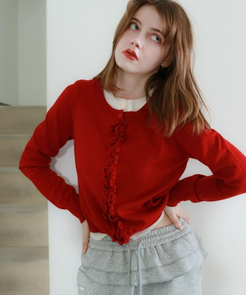 mic by Olu.(ミックバイオルドット)の「フリルレイヤードカーディガン(カーディガン/ボレロ・レディース・グレー/レッド・FREE)」の1枚目の写真