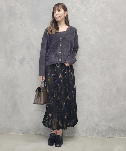 12Twelve Agenda（トゥエルブ　アジェンダ）の「Vネックシャギーミディカーディガン×インナーセット（アンサンブル・レディース・アイボリー/チャコールグレー・M）」の18枚目の写真