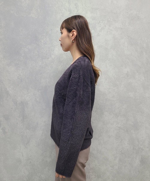 12Twelve Agenda（トゥエルブ　アジェンダ）の「Vネックシャギーミディカーディガン×インナーセット（アンサンブル・レディース・アイボリー/チャコールグレー・M）」の12枚目の写真