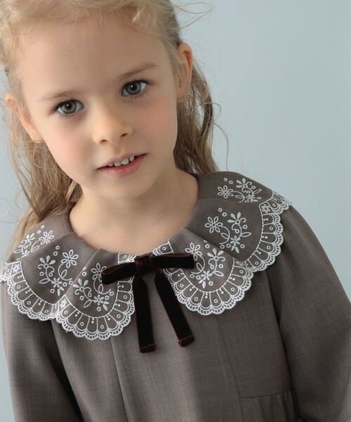 こちらは、あっつんです。こどもビームス セレモニーワンピース こちら