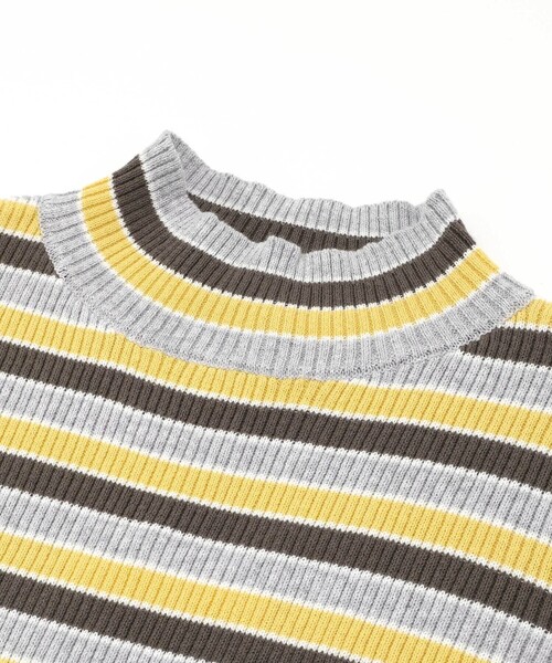 BeBe（ベベ）の「マルチボーダーリブハイネックニット（ニット/セーター・キッズ・イエロー系その他/ブラック系その他・130cm/110cm/100cm/140cm/150cm/120cm）」の3枚目の写真