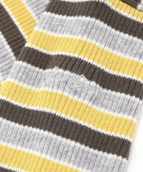 BeBe（ベベ）の「マルチボーダーリブハイネックニット（ニット/セーター・キッズ・イエロー系その他/ブラック系その他・130cm/110cm/100cm/140cm/150cm/120cm）」の6枚目の写真