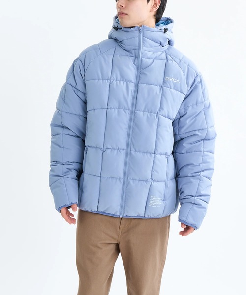RVCA(ルーカ)の「RVCA メンズ LIGHT PUFF MIL JKT ジャケット 【2025年秋冬モデル】/ルーカナイロンブルゾン(ブルゾン・メンズ・オフホワイト/ブラック/ブラウン系カモフラージュ/キャメル・MEDIUM/LARGE/SMALL/X-LARGE)」の3枚目の写真