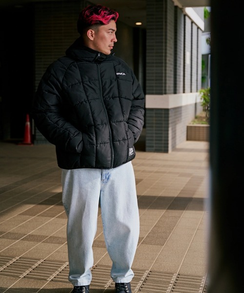 RVCA(ルーカ)の「RVCA メンズ LIGHT PUFF MIL JKT ジャケット 【2025年秋冬モデル】/ルーカナイロンブルゾン(ブルゾン・メンズ・オフホワイト/ブラック/ブラウン系カモフラージュ/キャメル・MEDIUM/LARGE/SMALL/X-LARGE)」の13枚目の写真