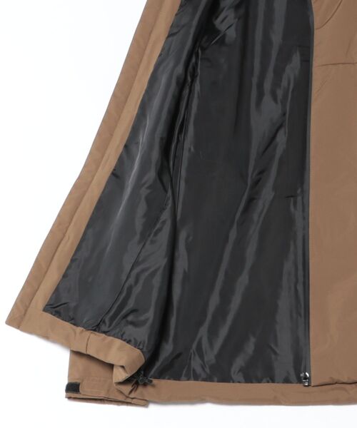 TAKA-Q(タカキュー)の「【撥水 防水 防花粉 耐水圧】タカキュー スタンドカラー 中綿ストレッチブルゾン(ブルゾン・メンズ・ベージュ/ブラック・MEDIUM/X-LARGE/LARGE/3L)」の4枚目の写真