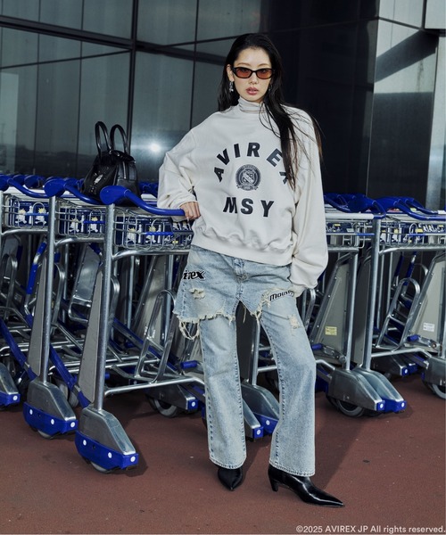 MOUSSY(マウジー)の「《AVIREX×MOUSSY》SWEAT(スウェット・レディース・レッド/グレー/オフホワイト・F)」の4枚目の写真