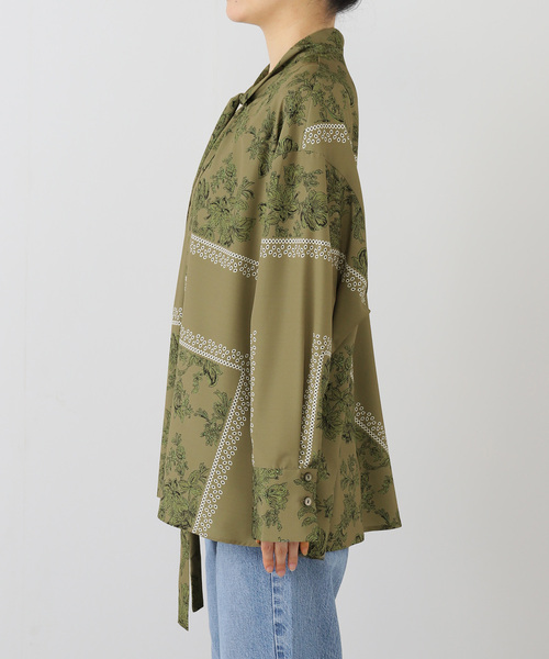 journal standard L'essage（ジャーナルスタンダードレサージュ）の「スカーフプリントボウタイブラウス（シャツ/ブラウス・レディース・カーキ・FREE）」の10枚目の写真