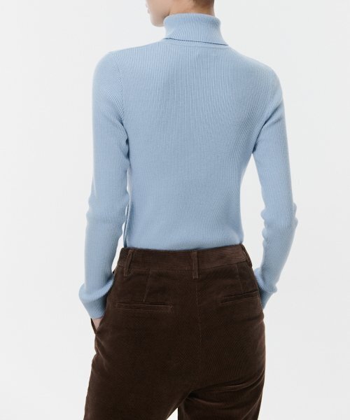 MUSINSA STANDARD WOMAN（ムシンサスタンダードウーマン）の「ウィメンズリブスリムタートルネックニット[スカイブルー]（ニット/セーター・レディース・その他・SMALL/MEDIUM/LARGE/X-SMALL）」の12枚目の写真